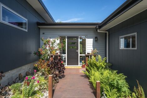 Photo of property in 32 Paterson Road, Mosgiel, 9092
