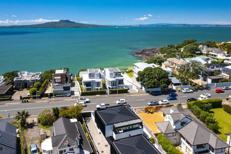 Photo of property in 314a Hurstmere Road, Takapuna, Auckland, 0622