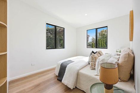 Photo of property in 40a Powrie Street, Glenfield, Auckland, 0629