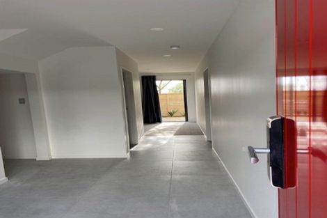 Photo of property in 16 Panga Place, Henderson, Auckland, 0612