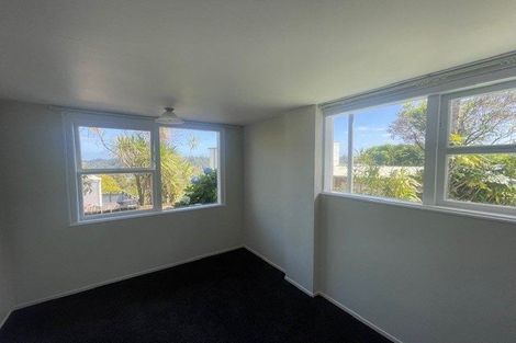 Photo of property in 1/9 Pemberton Avenue, Bayview, Auckland, 0629