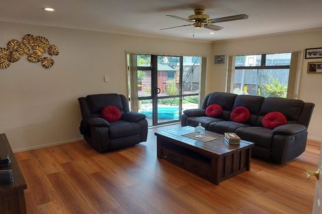 Photo of property in 45 Kirton Drive, Riverstone Terraces, Upper Hutt, 5018