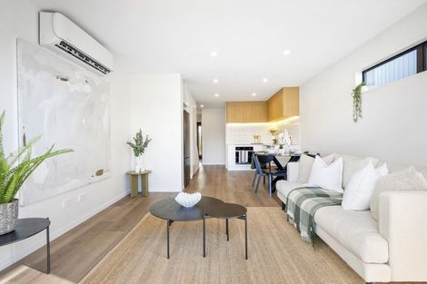 Photo of property in 1/6 Ngaroma House Drive, Hobsonville, Auckland, 0616