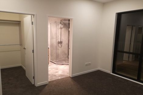 Photo of property in 4 Joseph Kokich Avenue, Swanson, Auckland, 0614