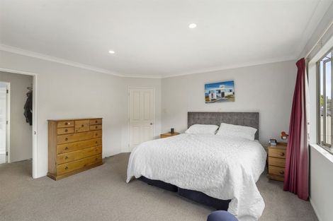 Photo of property in 131 Glendhu Road, Bayview, Auckland, 0629