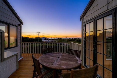 Photo of property in 343 Te Horo Beach Road, Te Horo Beach, Otaki, 5581