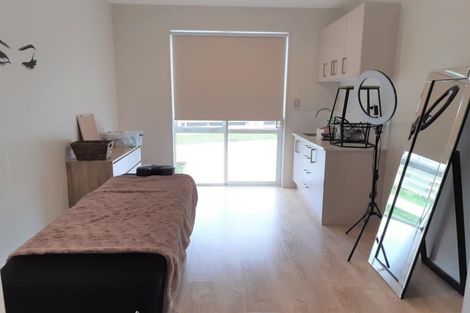 Photo of property in 15 Mclachlan Way, Pokeno, 2471