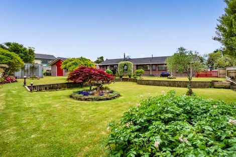 Photo of property in 21 Kowhai Street, Inglewood, 4330