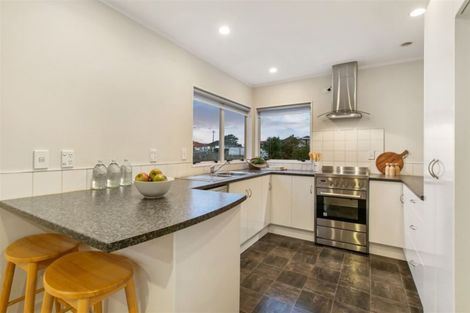 Photo of property in 2/552 Richardson Road, Mount Roskill, Auckland, 1041