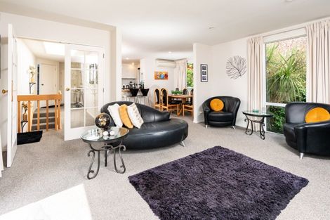 Photo of property in 4 Jacobsen Lane, Ngaio, Wellington, 6035