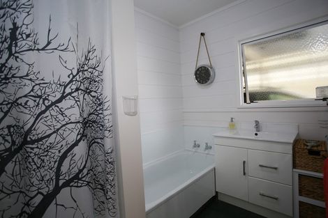 Photo of property in 527 Fenwick Street, Mayfair, Hastings, 4122