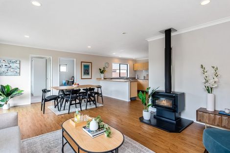 Photo of property in 2 Central Park, Paraparaumu Beach, Paraparaumu, 5032