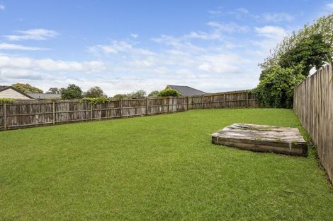Photo of property in 3 Bernina Place, Weymouth, Auckland, 2103