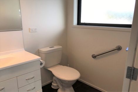 Photo of property in 4 Dale Street, Lower Vogeltown, New Plymouth, 4310
