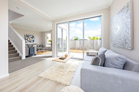 Photo of property in 22 Te Aparangi Road, Papakura, 2110