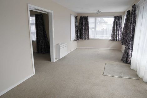 Photo of property in 32 Reynolds Avenue, Bishopdale, Christchurch, 8053