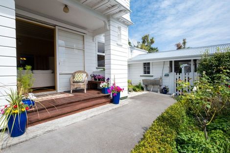 Photo of property in 14 Elizabeth Road, Bluff Hill, Napier, 4110