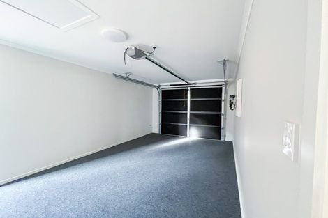 Photo of property in 15 Waruhia Crescent, Rototuna North, 3281