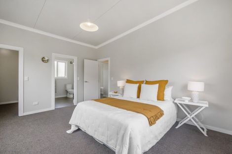 Photo of property in 64 Mckerrow Street, Shiel Hill, Dunedin, 9013