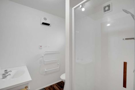 Photo of property in 1 Englefield Road, Belfast, Christchurch, 8051