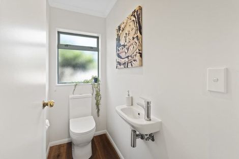 Photo of property in 23 Dan Tori Place, Orewa, 0931