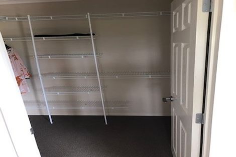 Photo of property in 28 Salford Crescent, Flat Bush, Auckland, 2019