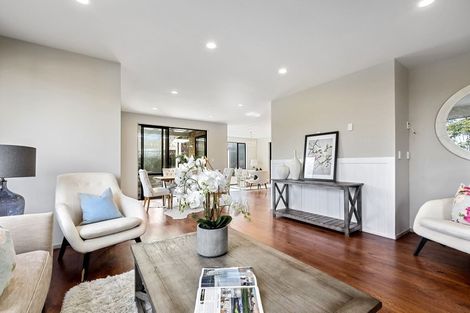 Photo of property in 33 Kilkelly Avenue, Pinehill, Auckland, 0632