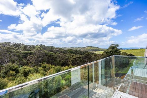 Photo of property in 11a Rockpool Road, Orewa, 0931