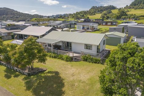 Photo of property in 23 Hawk Hill Crescent, Cooks Beach, Whitianga, 3591