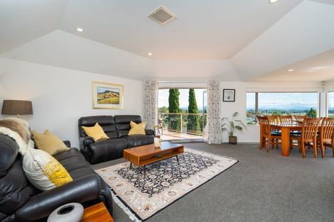 Photo of property in 15 Iona Road, Havelock North, 4130