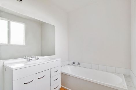 Photo of property in 19-21 Lachlan Place, Marchwiel, Timaru, 7910