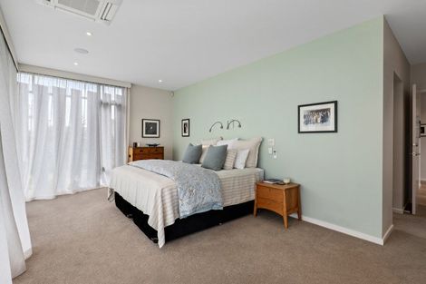 Photo of property in 2 Burgess Street, Sumner, Christchurch, 8081