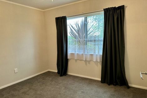 Photo of property in 4 Kirkcaldie Grove, Levin, 5510