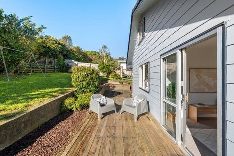 Photo of property in 7 Guadeloupe Crescent, Grenada Village, Wellington, 6037
