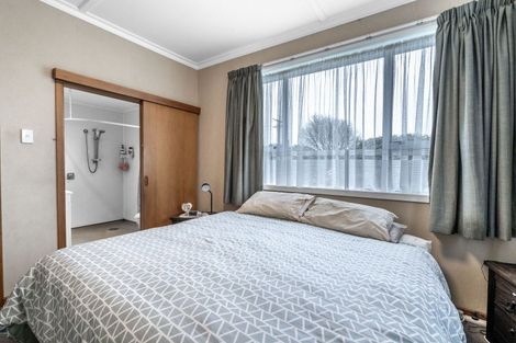 Photo of property in 28 Church Street, Winton, 9720