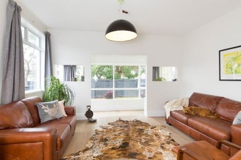 Photo of property in 253 Meola Road, Point Chevalier, Auckland, 1022