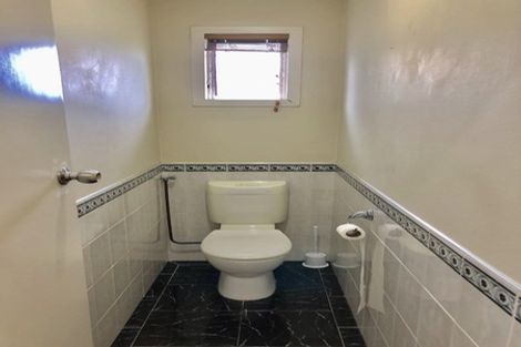 Photo of property in 36 Kurnell Drive, Botany Downs, Auckland, 2010