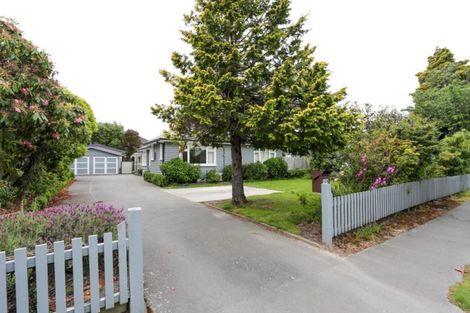 Photo of property in 124 Memorial Avenue, Burnside, Christchurch, 8053
