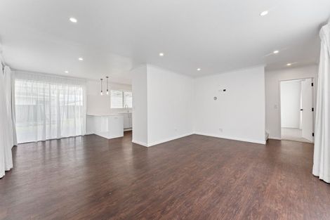 Photo of property in 11 Avon Place, Springvale, Whanganui, 4501