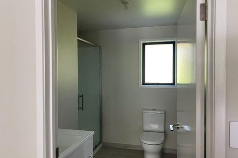 Photo of property in 21 Paritutu Road, Spotswood, New Plymouth, 4310