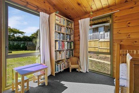 Photo of property in 6 Parata Street, Two Mile Bay, Taupo, 3330