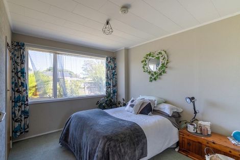 Photo of property in 2a Elder Grove, Paraparaumu, 5032