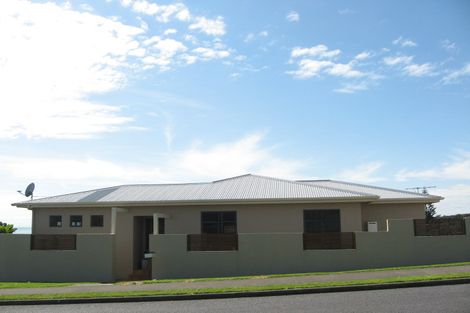 Photo of property in 11 Hobson Street, New Plymouth, 4312
