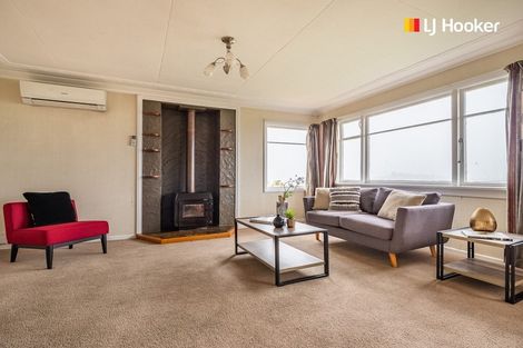 Photo of property in 2a Church Hill Road, Green Island, Dunedin, 9018