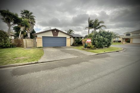 Photo of property in 1 Aviara Court, Northpark, Auckland, 2013