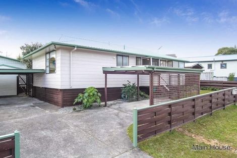 Photo of property in 134 Moire Road, West Harbour, Auckland, 0618