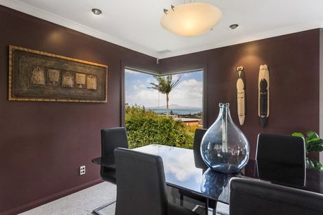 Photo of property in 32a Knights Road, Rothesay Bay, Auckland, 0630
