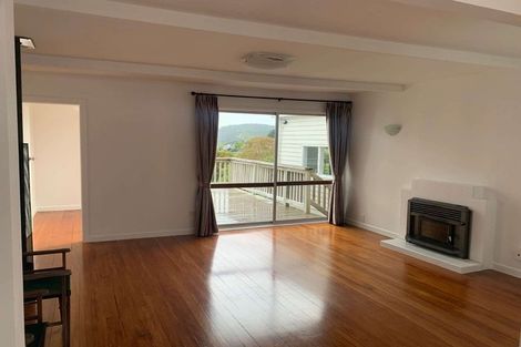 Photo of property in 25 Hillcrest Road, Hatfields Beach, Orewa, 0931