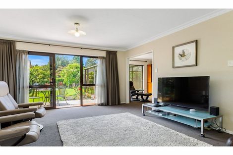 Photo of property in 18 Crosdale Place, Burnside, Christchurch, 8042