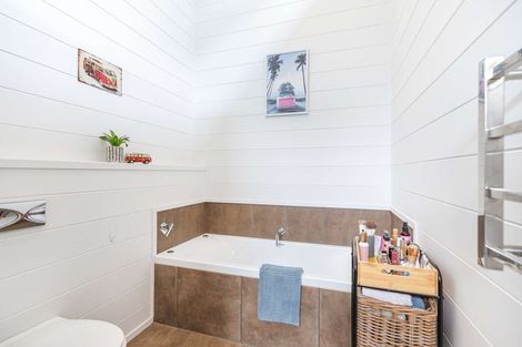 Photo of property in 299b Dickson Road, Papamoa Beach, Papamoa, 3118